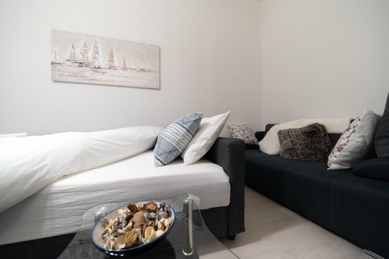 Deluxe Studio Apartment Portic, Self Check-In Zara Esterno foto