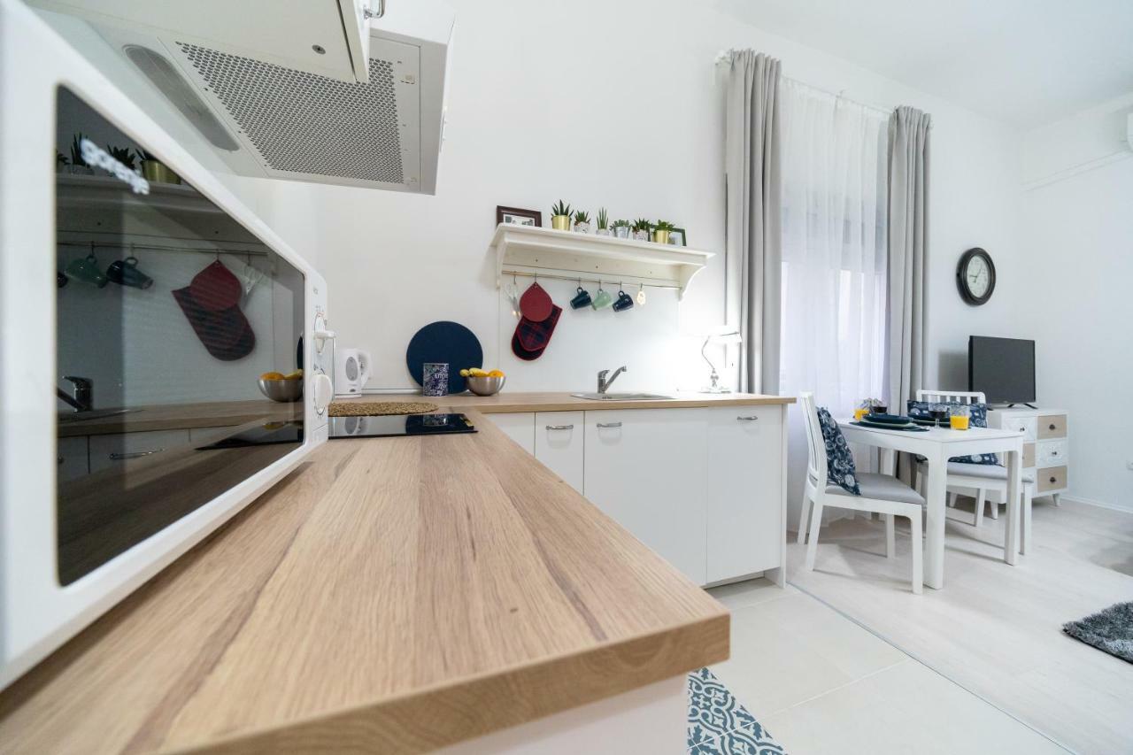 Deluxe Studio Apartment Portic, Self Check-In Zara Esterno foto