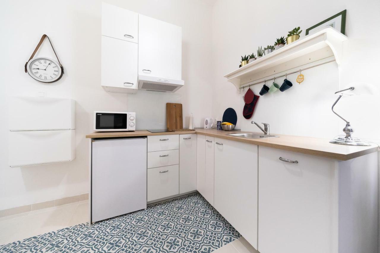 Deluxe Studio Apartment Portic, Self Check-In Zara Esterno foto