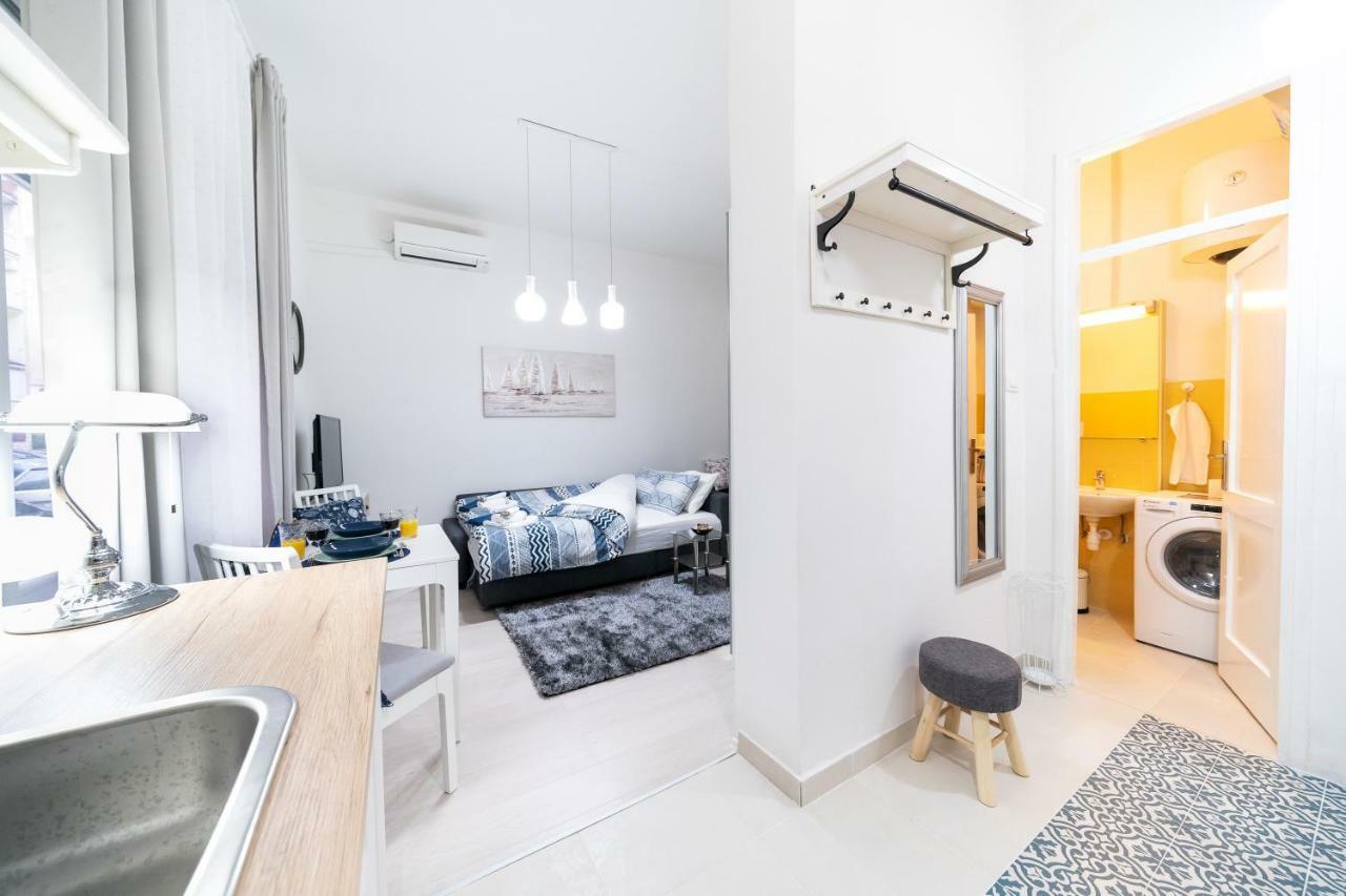 Deluxe Studio Apartment Portic, Self Check-In Zara Esterno foto